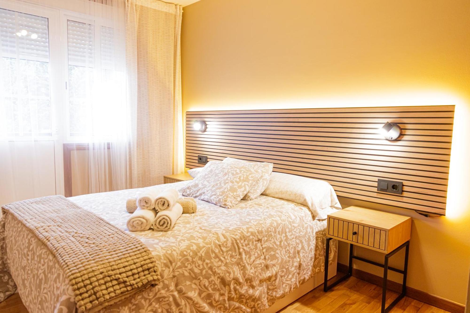 Completo Con Wifi En Appartement Betanzos